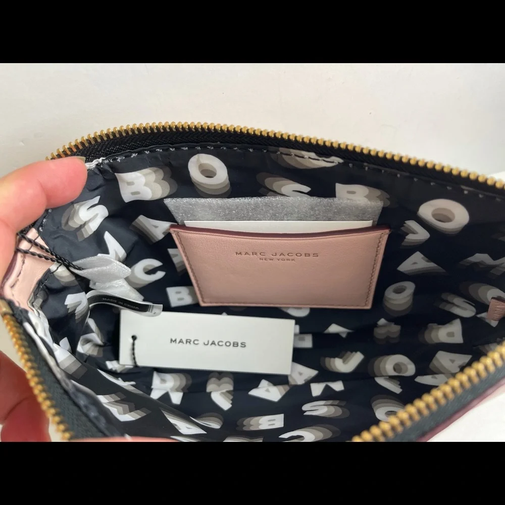 Marc Jacobs authentic new